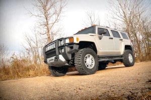 Hummer H3 Suspension Lift Kit - Front + Rear - Rough Country - 2.5 Inch - '06-'10